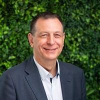 Cehic, Daniel square